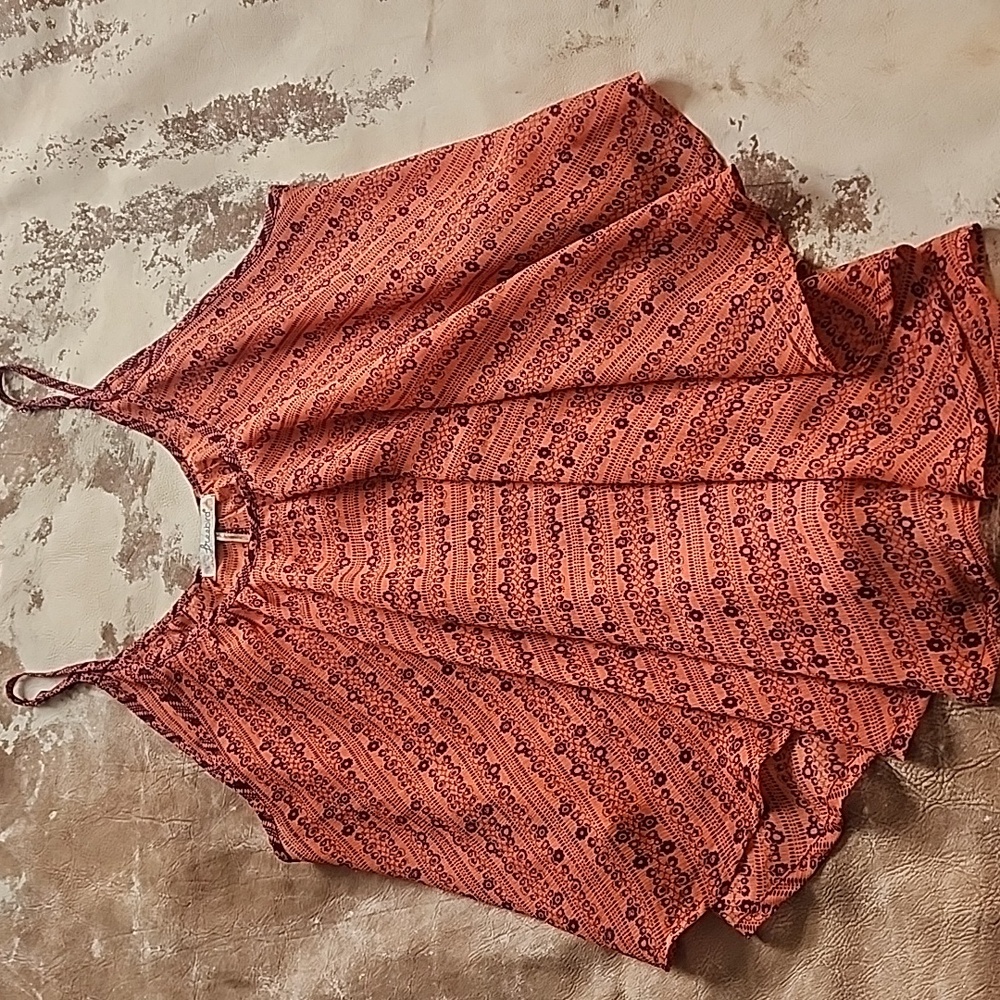 Freebird High Low Tank Top. Size: L